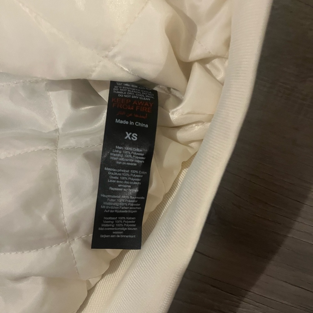 Varsity jacket - Picture 5 of 5